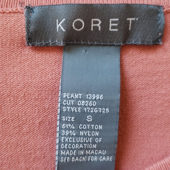 Lovely Short Sleeve Knit Top - Picture 6 of 8